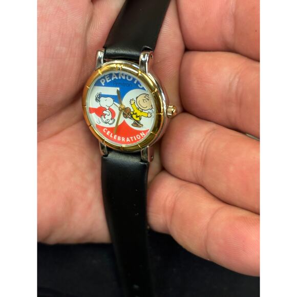 Armitron Peanuts 50th Anniversary Watch! New Battery! main image 6